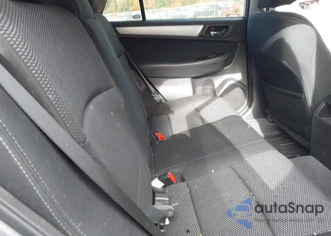 2017 Subaru Outback 2.5I Premium z USA, uszkodzony, nr VIN 4S4BSACC0H3225247